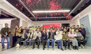 【王者風(fēng)范·劍指巔峰】安陽(yáng)東易日盛跨年預售盛典圓滿(mǎn)成功！